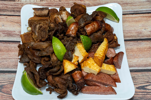 Grocery Store «Roslindale Market», reviews and photos, 4140 Washington St, Roslindale, MA 02131, USA