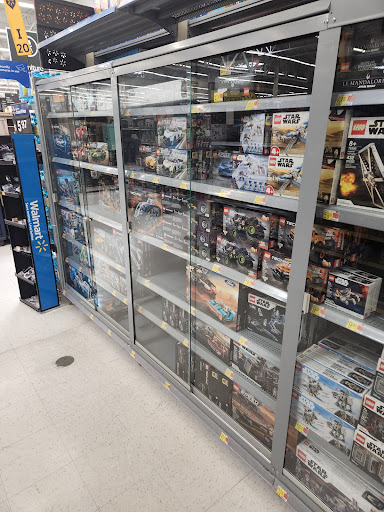 Discount Store «Walmart», reviews and photos, 8230 Talbert Ave, Huntington Beach, CA 92646, USA