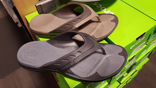 Stores to buy women's clarks sandals Houston