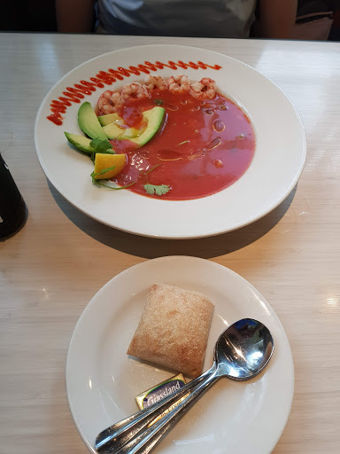 Gourmet Grocery Store «Beans & Barley», reviews and photos, 1901 E North Ave, Milwaukee, WI 53202, USA