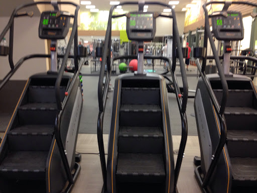 Gym «LA Fitness», reviews and photos, 540 IN-135, Greenwood, IN 46142, USA