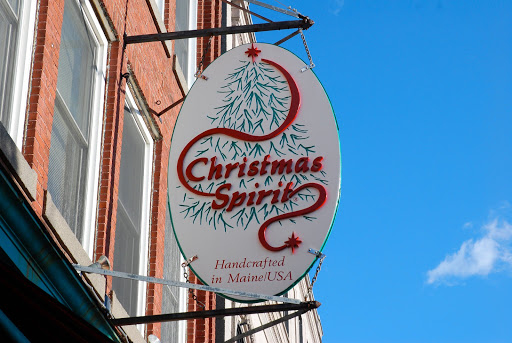 Christmas Spirit, 80 Main St, Bar Harbor, ME 04609, USA, 