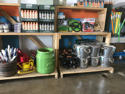 Building Materials Store «Habitat For Humanity ReStore Elgin», reviews and photos, 800 N State St, Elgin, IL 60123, USA