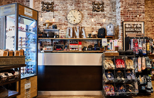 Shoe Store «DNA Footwear Williamsburg», reviews and photos, 133 N 7th St, Brooklyn, NY 11249, USA