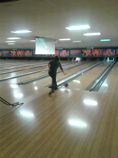 Bowling Alley «Classic Bowl», reviews and photos, 1867 N Circle Dr, Colorado Springs, CO 80909, USA