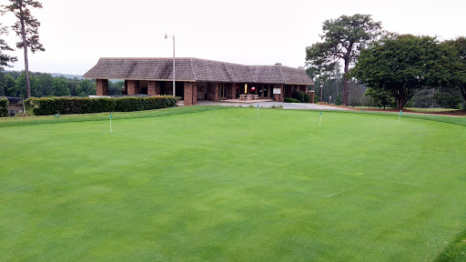 Golf Course «Southern Pines Golf Club», reviews and photos, 290 Country Club Cir, Southern Pines, NC 28387, USA