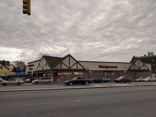 Drug Store «Walgreens», reviews and photos, 9312 Astoria Blvd, East Elmhurst, NY 11369, USA