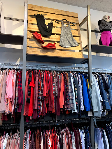 Clothing Store «Uptown Cheapskate», reviews and photos, 62 N 600 W, American Fork, UT 84003, USA