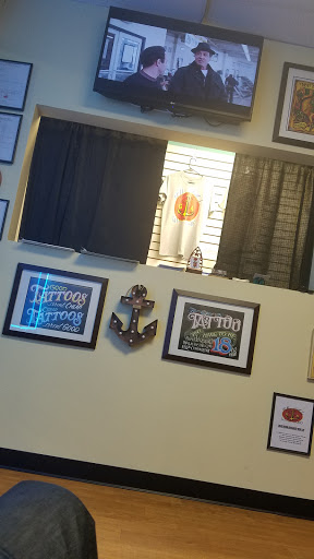 Tattoo Shop «Golden Anchor Tattoo», reviews and photos, 3356 Chamblee Tucker Rd A, Atlanta, GA 30341, USA
