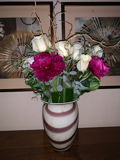 Florist «Sharon Florist», reviews and photos, 11525 California Route 2, Los Angeles, CA 90025, USA