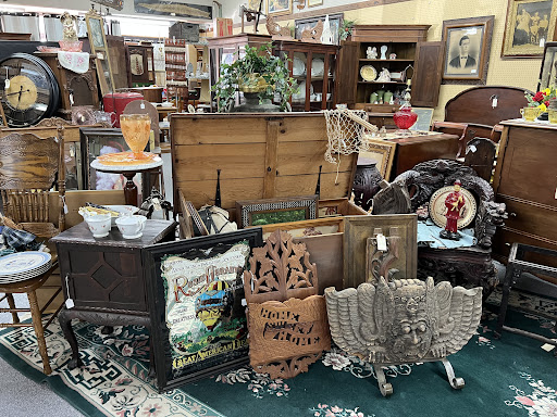 Antiques On The Square