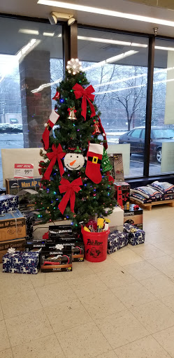 Auto Parts Store «Pep Boys Auto Parts & Service», reviews and photos, 1608 NJ-35, Oakhurst, NJ 07755, USA