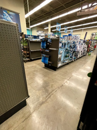 Pet Supply Store «Petco Animal Supplies», reviews and photos, 1945 W Palmetto St #250, Florence, SC 29501, USA