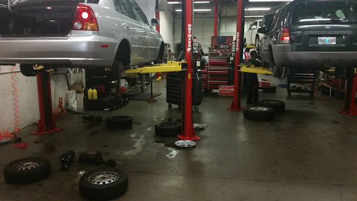 Transmission Shop «Transmissions Unlimited & General Auto Repair», reviews and photos, 21550 NW Nicholas Ct, Hillsboro, OR 97124, USA