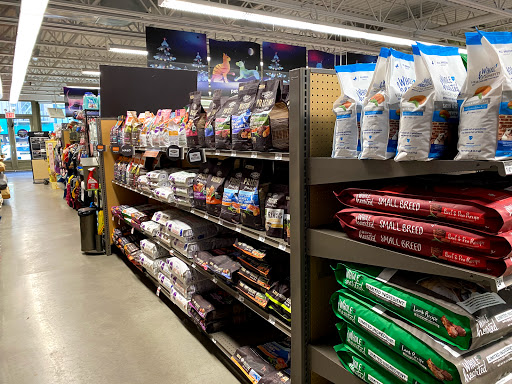 Pet Supply Store «Unleashed by Petco», reviews and photos, 81 7th Ave, Brooklyn, NY 11217, USA