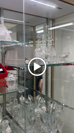 Donations Center «The Guild Shop», reviews and photos