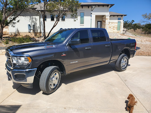 Used Car Dealer «Bluebonnet Chrysler Dodge», reviews and photos, 547 S Seguin Ave, New Braunfels, TX 78130, USA