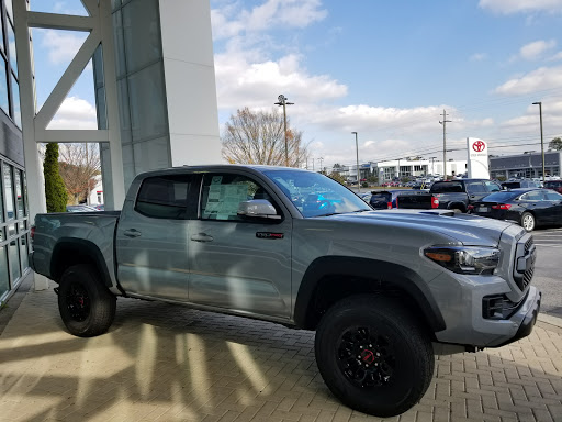 Toyota Dealer «World Toyota», reviews and photos, 5800 Peachtree Industrial Blvd, Atlanta, GA 30341, USA