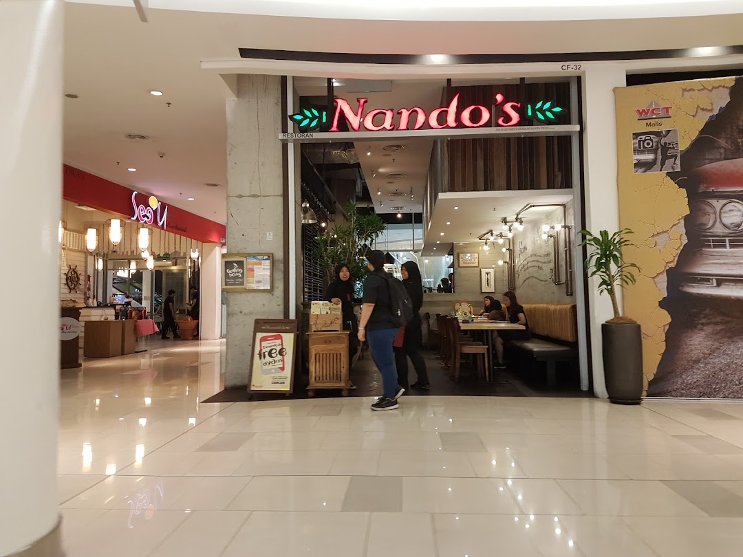 Nandos paradigm mall