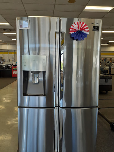 Appliance Store «Howards TV & Appliance», reviews and photos, 3300 E Willow St, Signal Hill, CA 90755, USA