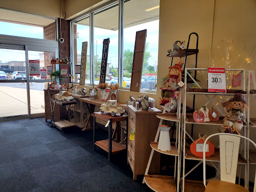 Craft Store «Hobby Lobby», reviews and photos, 255 W Roosevelt Rd, Lombard, IL 60148, USA