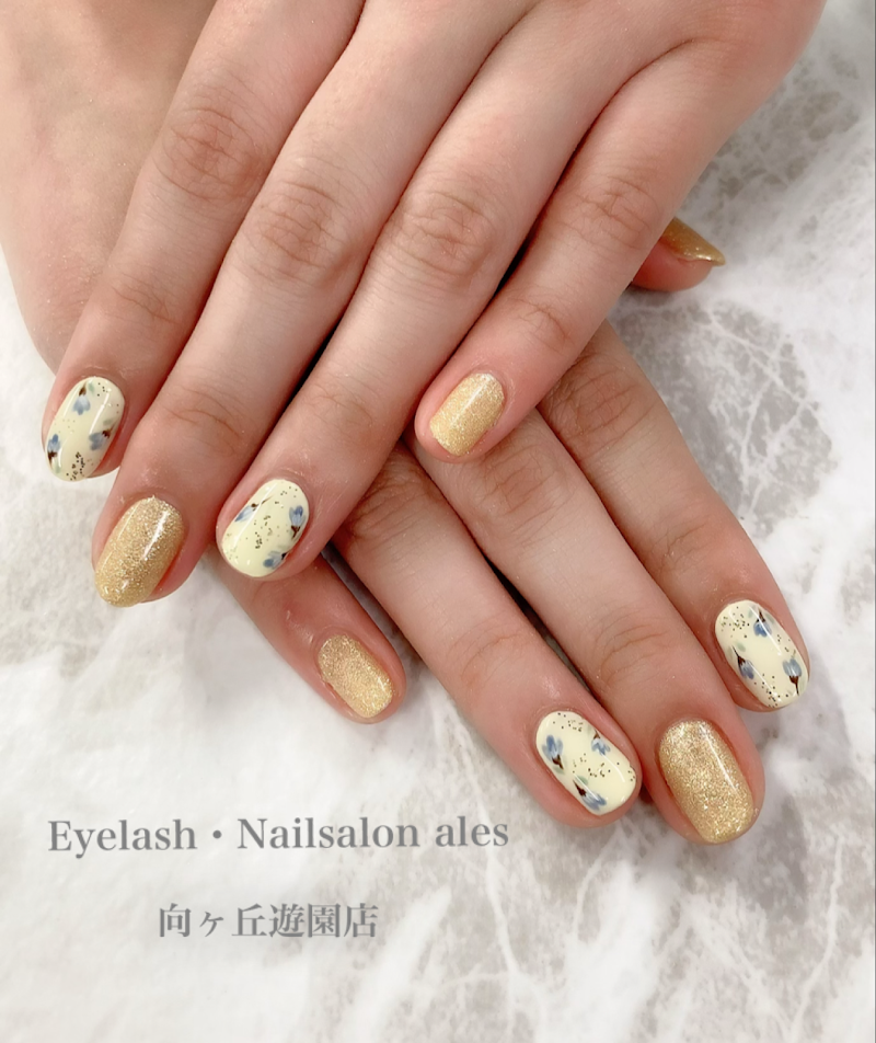 Eyelash・Nailsalon ales 登戸・向ヶ丘遊園店