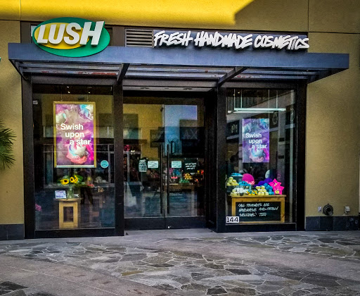 LUSH Fresh Handmade Cosmetics, 321 W Katella Ave, Anaheim, CA 92802, USA, 