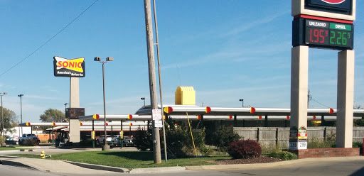 Fast Food Restaurant «Sonic Drive-In», reviews and photos, 1630 N Glenstone Ave, Springfield, MO 65803, USA