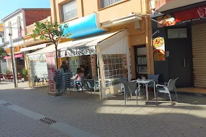 Bertomeu Cafe & Bakery image