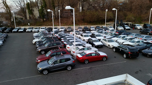 BMW Dealer «BMW of Oyster Bay», reviews and photos, 145 Pine Hollow Rd, Oyster Bay, NY 11771, USA