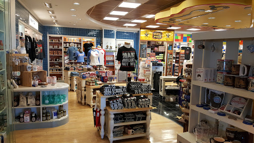 American Restaurant «Cracker Barrel Old Country Store», reviews and photos, 1534 Bear Creek Pike, Columbia, TN 38401, USA