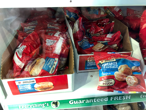 Dollar Store «Dollar Tree», reviews and photos, 8 Newbury St #1b, Danvers, MA 01923, USA