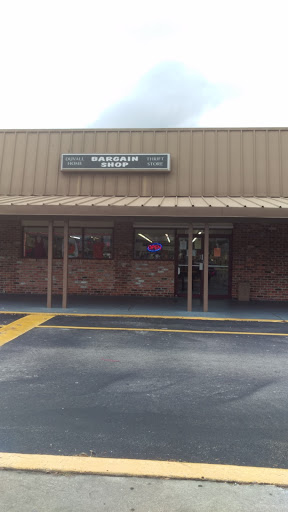 Thrift Store «Duvall Bargain Thrift Store», reviews and photos, 1200 Deltona Blvd, Deltona, FL 32725, USA