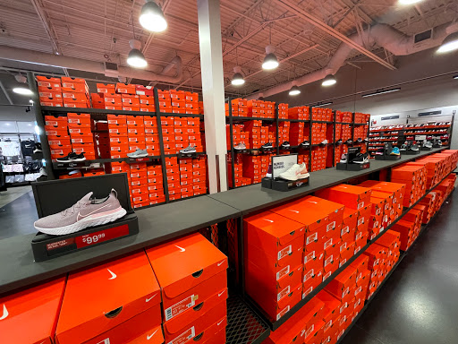 Clothing Store «Nike Factory Store», reviews and photos, 10801 Corkscrew Rd D-177, Estero, FL 33928, USA