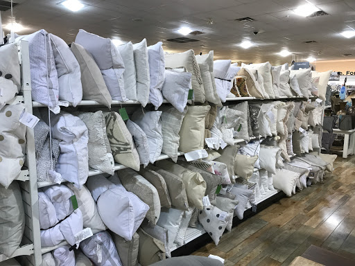 Furniture Store «HomeGoods», reviews and photos, 13580 SW 120th St, Miami, FL 33186, USA