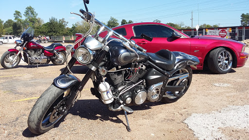 Motorcycle Shop «V-Eagle Rider Motorcycle Shop», reviews and photos, 11020 Katy Fwy #201, Houston, TX 77043, USA