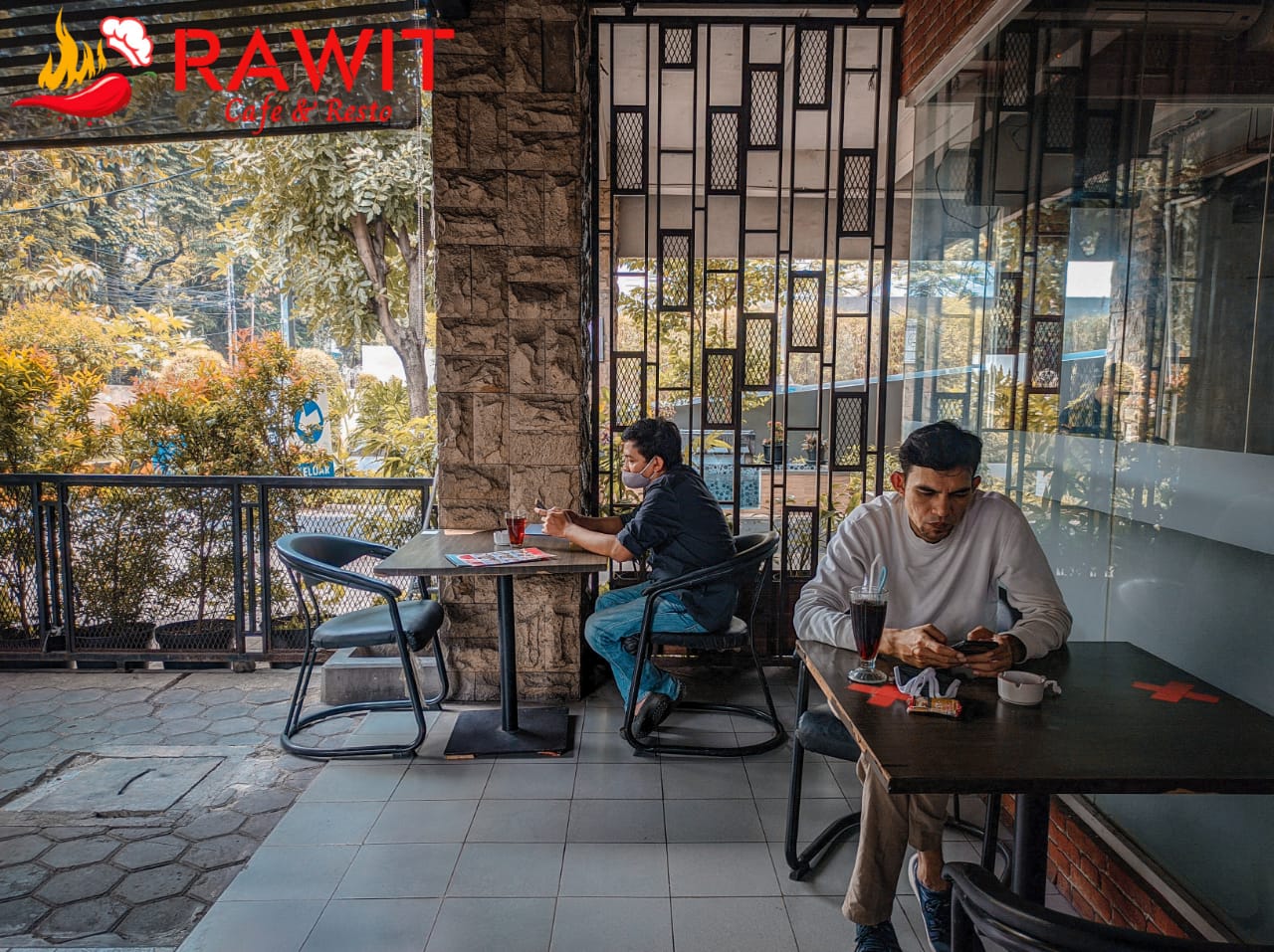Rawit Cafe & Resto Photo