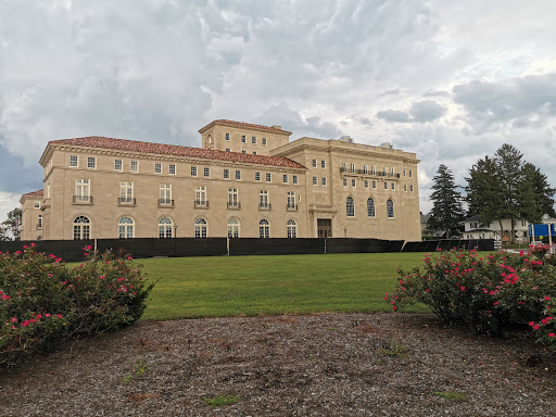 Performing Arts Theater «Hershey Theatre», reviews and photos, 15 E Caracas Ave, Hershey, PA 17033, USA