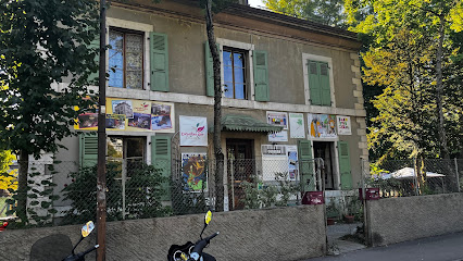 Villa Baulacre, Carrefour-Rue