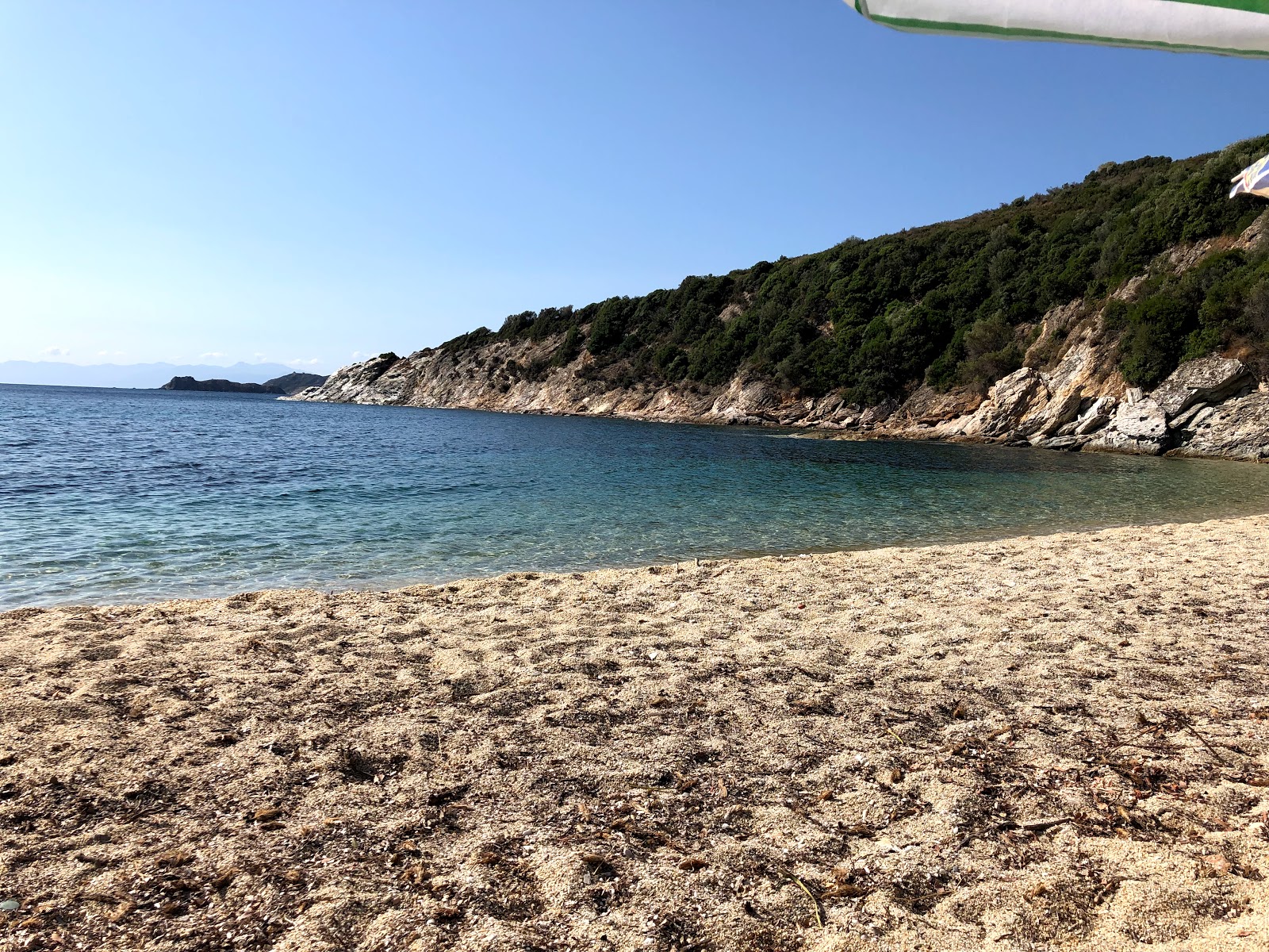 Foto af Gardo beach - populært sted blandt afslapningskendere