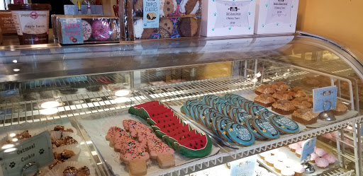 Pet Supply Store «The Dog Bakery», reviews and photos, 36 W Colorado Blvd, Pasadena, CA 91105, USA