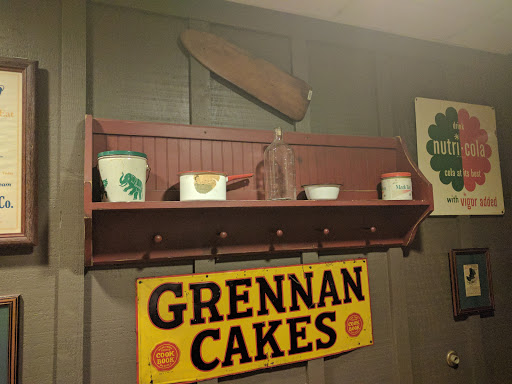 American Restaurant «Cracker Barrel Old Country Store», reviews and photos, 1534 Bear Creek Pike, Columbia, TN 38401, USA