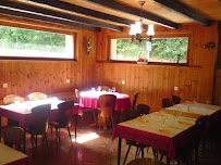 Atmosphère du Restaurant Auberge du Jotty à La Vernaz - n°8