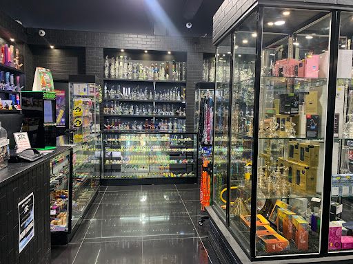 Vaporizer Store «ROCK N ROLL IT SMOKE SHOP AND VAPE SHOP», reviews and photos, 11750 Barker Cypress Rd, Cypress, TX 77433, USA