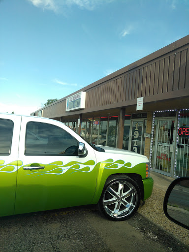 Big Buddha Tattoo Studio, 1913 19th St, Lubbock, TX 79401, USA, 