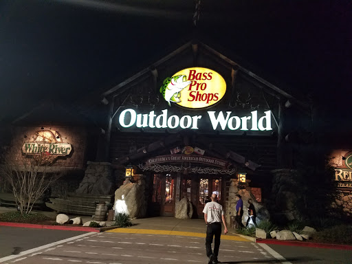 Sporting Goods Store «Bass Pro Shops», reviews and photos, 5160 Cherry Ave, San Jose, CA 95118, USA