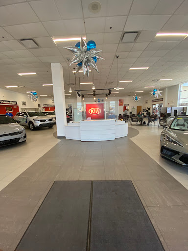 Car Dealer «Spitzer Kia Cleveland», reviews and photos, 3414 Brookpark Rd, Cleveland, OH 44134, USA