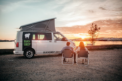 Agence de location de camping-cars Blacksheep Van Corse - Location de vans aménagés Lucciana