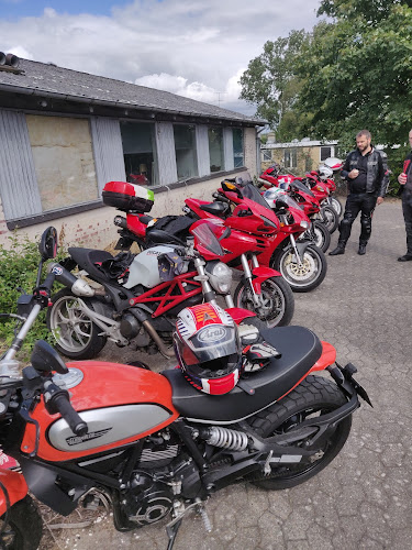 Madsens Garage - Motorcykelforhandler