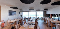 Atmosphère du Restaurant de fruits de mer Le Roy René - Restaurant Marseille - n°17